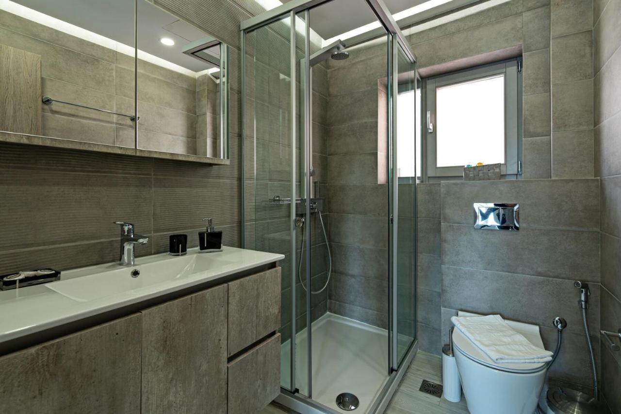 White & Gray Apartment レティムノ エクステリア 写真