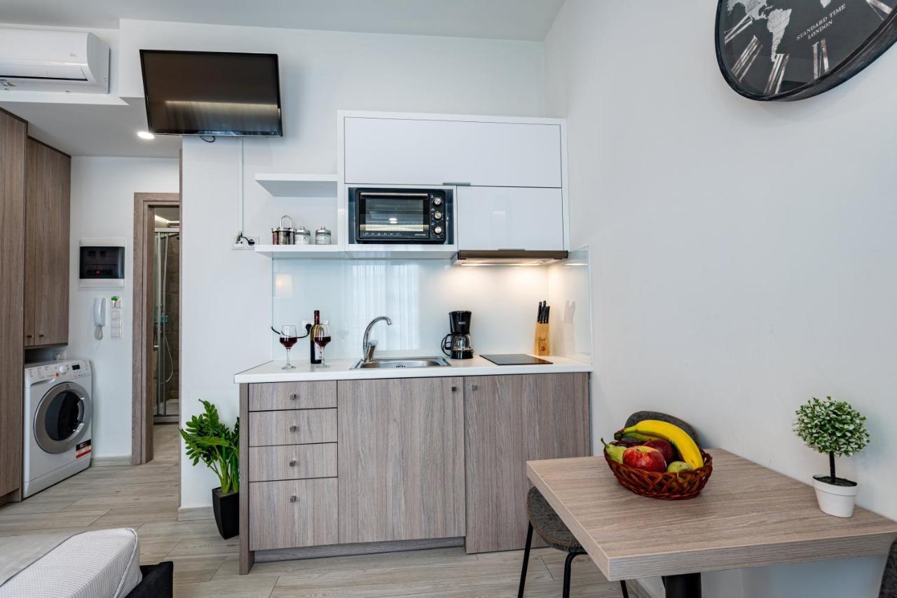 White & Gray Apartment レティムノ エクステリア 写真